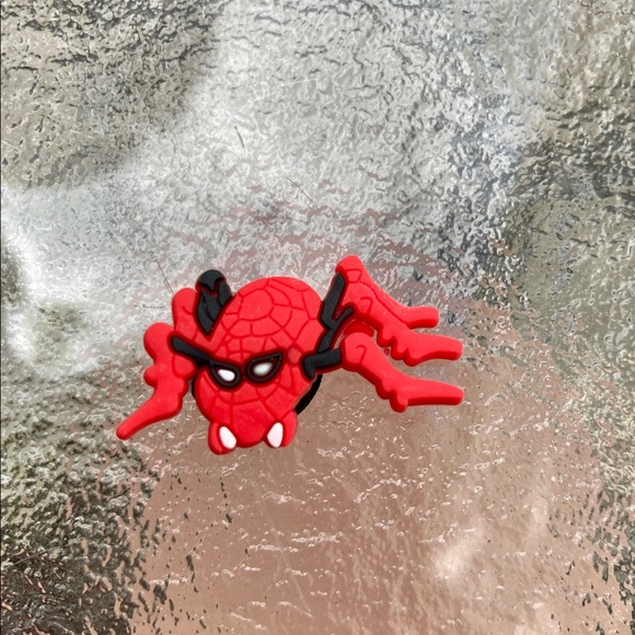 Marvel Spider-Man Crocs Jibbitz Set - Picture 2 of 4